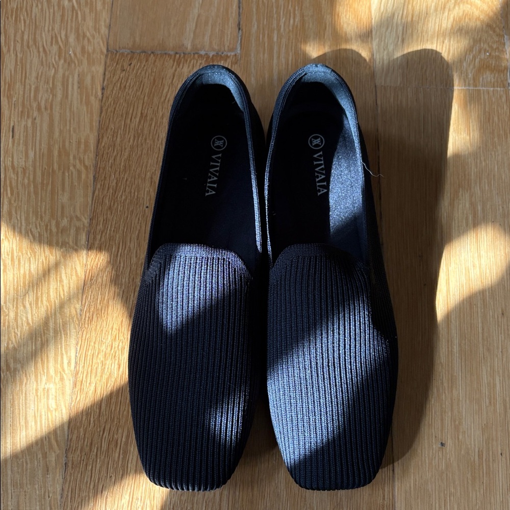 Vivaia flats. Never worn. Box not included.